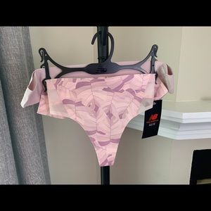 New Balance Thongs